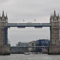 19 - London Bridge (close)