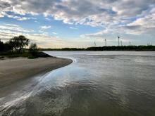 Strand nabij haven Linkerover, Uisge Beatha, Zeilen, Watersport Strand nabij haven Linkerover, Uisge Beatha, Zeilen, Watersport