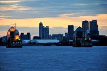 Thames Tidal Barrier, Uisge Beatha, Zeilen, Watersport Thames Tidal Barrier, Uisge Beatha, Zeilen, Watersport