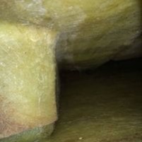 Plakkende slangen en vies water