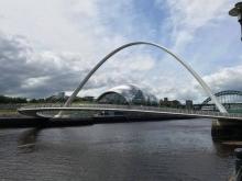 millennium bridge, Uisge Beatha, Zeilen, Watersport millennium bridge, Uisge Beatha, Zeilen, Watersport