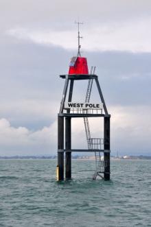 West Pole, Chichester bar, Uisge Beatha, Zeilen, Watersport