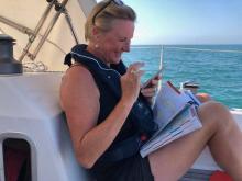 Geeske in gesprek met Siri, Uisge Beatha, Zeilen, Watersport Geeske in gesprek met Siri, Uisge Beatha, Zeilen, Watersport