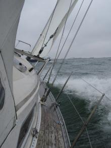 Donkere luchten, Uisge Beatha, Zeilen, Watersport Donkere luchten, Uisge Beatha, Zeilen, Watersport