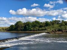 Stroompje langs looproute, Uisge Beatha, Zeilen, Watersport