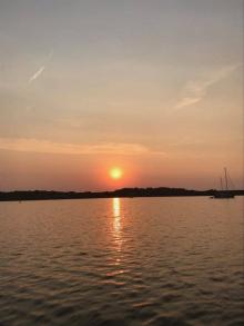 Wegdraaiende aarde, Uisge Beatha, Zeilen, Watersport