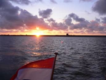 Eerste tocht over zee | Amsterdam, Hellevoetsluis, Over zee, Genaker