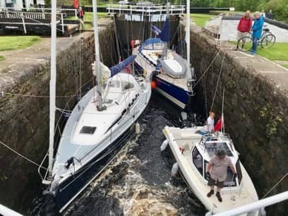 Doorvaart door Crinan Canal | Rondje Engeland, Ierse Zee, Schotland, Whisky, Crinan Canal, Caledonian Canal, Ierland, Atlantische Oceaan, Wales,