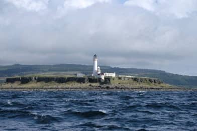 Visjes gevoerd onderweg van Lamlash naar Campbeltown | Rondje Engeland, Ierse Zee, Schotland, Lamlash, Arran, Campbeltown,